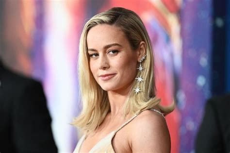 brie larson bikini photos|Brie Larson Flashes Her Six